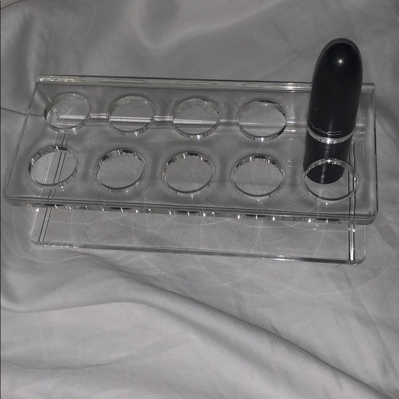 Vintage Lipstick holder - Picture 2 of 3